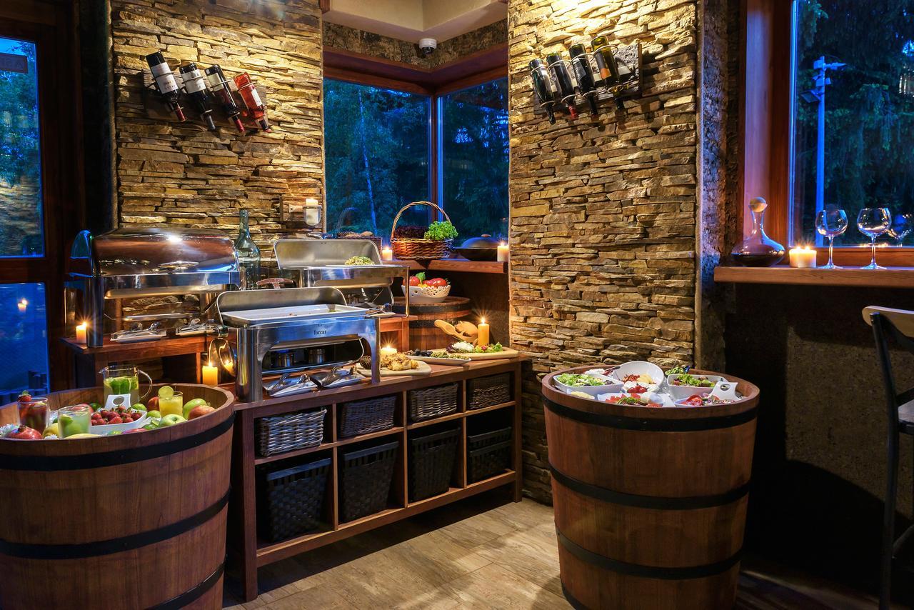 Pinus Villas Lodge With Private Jacuzzi & Phyto-Sauna Retreat Zheleznitsa Buitenkant foto